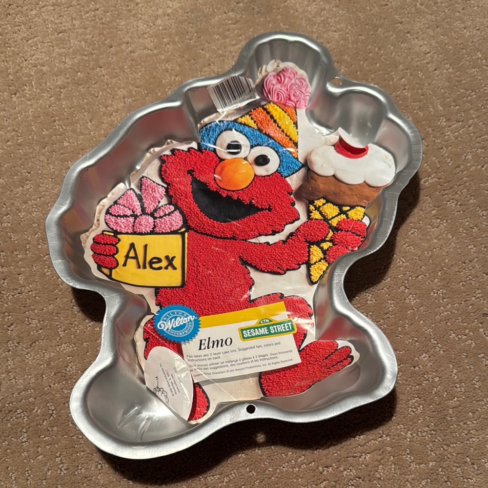 Wilton Elmo Cake Pan